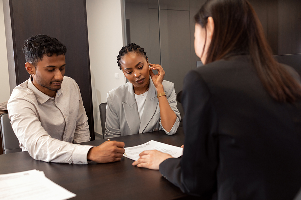 What is the Court Link program in Queensland?